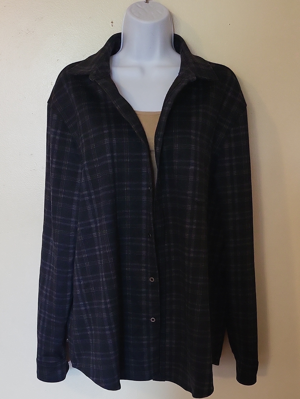 Men's Black Plaid Button-Up Jacket Shirt